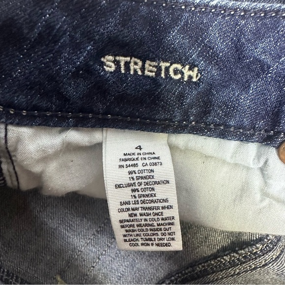 American Eagle Outfitters Dark Blue Jean Raw Hem Cut Off Shorts women’s size 4 - Picture 6 of 9